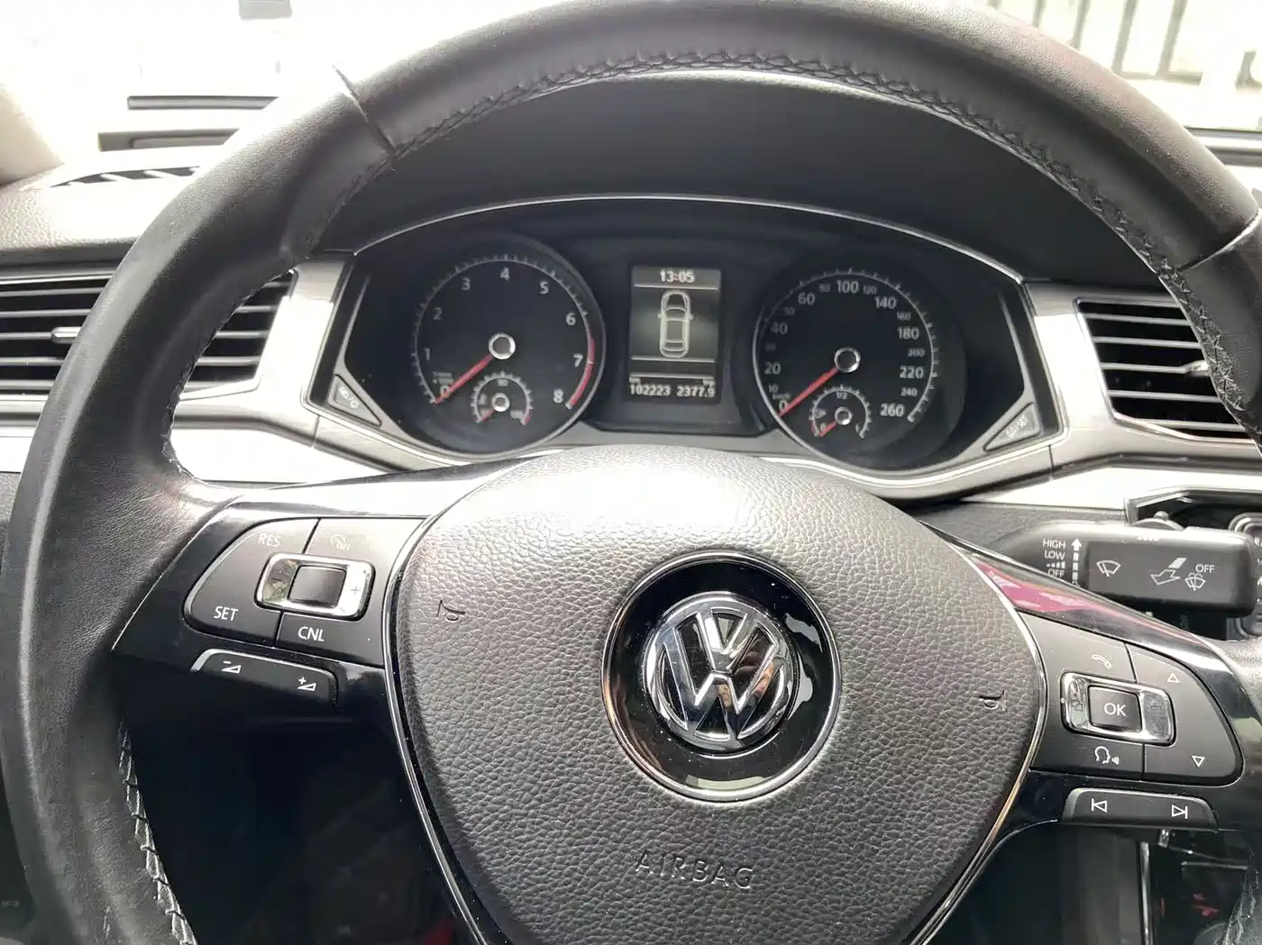 Volkswagen Passat 2017 330TSI DSG Prestige фото 10