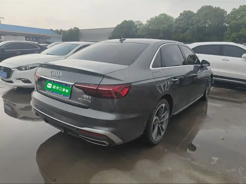 AUDI A4L