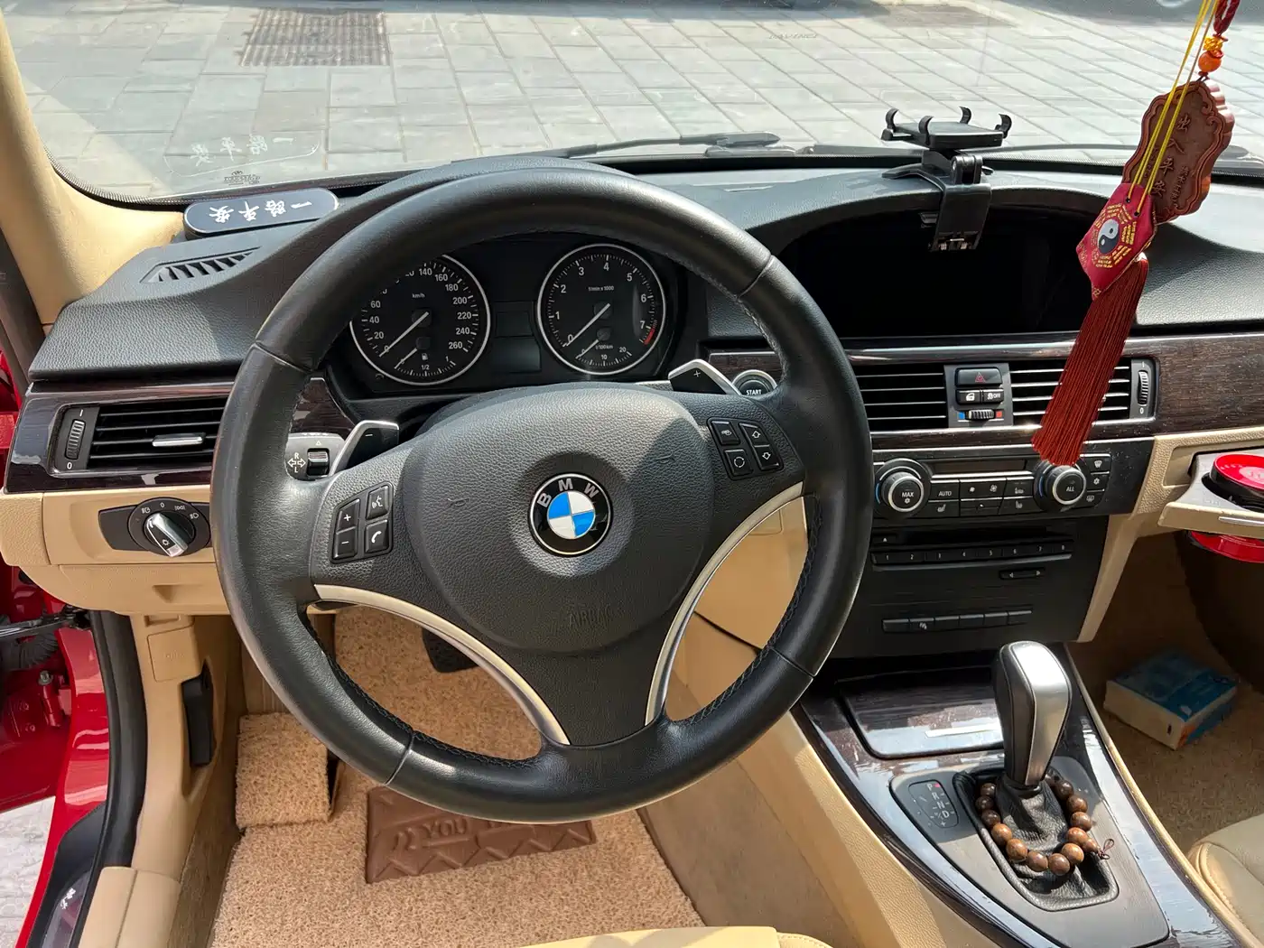 BMW 3 Series 2012 325i Luxury фото 7