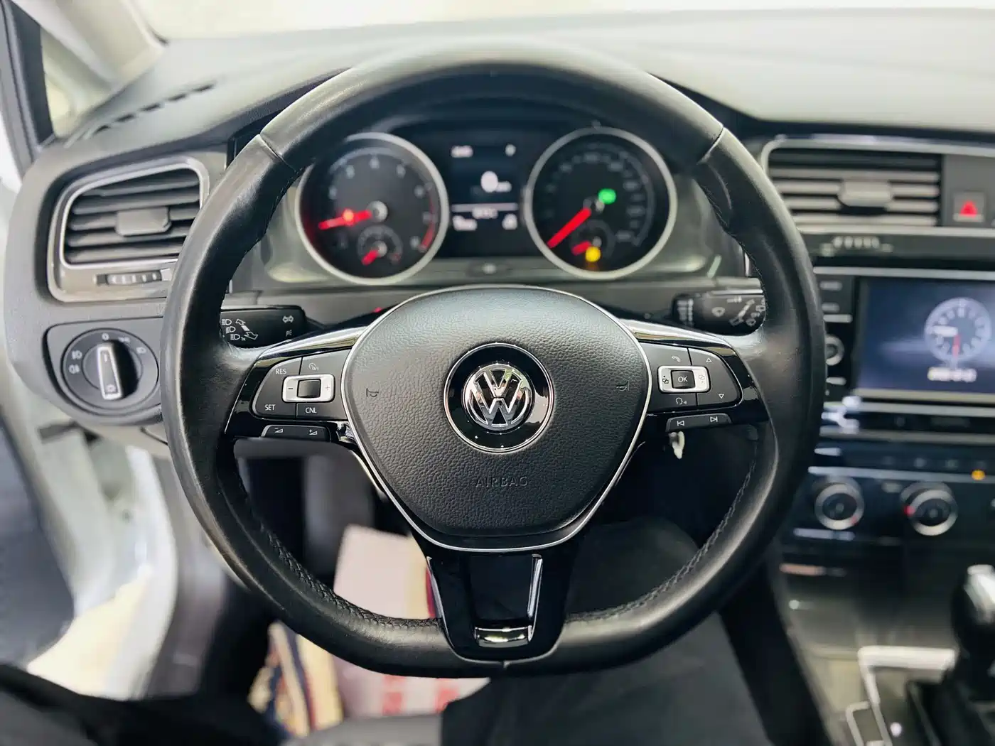 Volkswagen Golf 2019 1.6L Auto Comfort (China V) фото 11