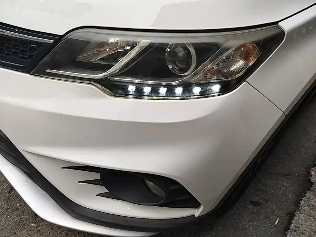 Soueast DX3 2018 2018 1.5L Manual Premium