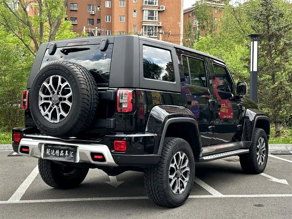BAIC ORV Beijing Offroad BJ40 2023 2.0T Auto 2WD Urban Hunter Knight Edition фото 13