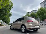 Фото 9 - Volkswagen Golf