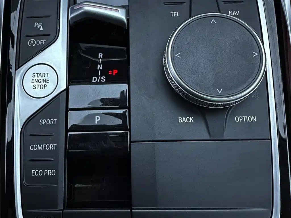 BMW 3 Series 2023 320Li M Sport Package фото 10