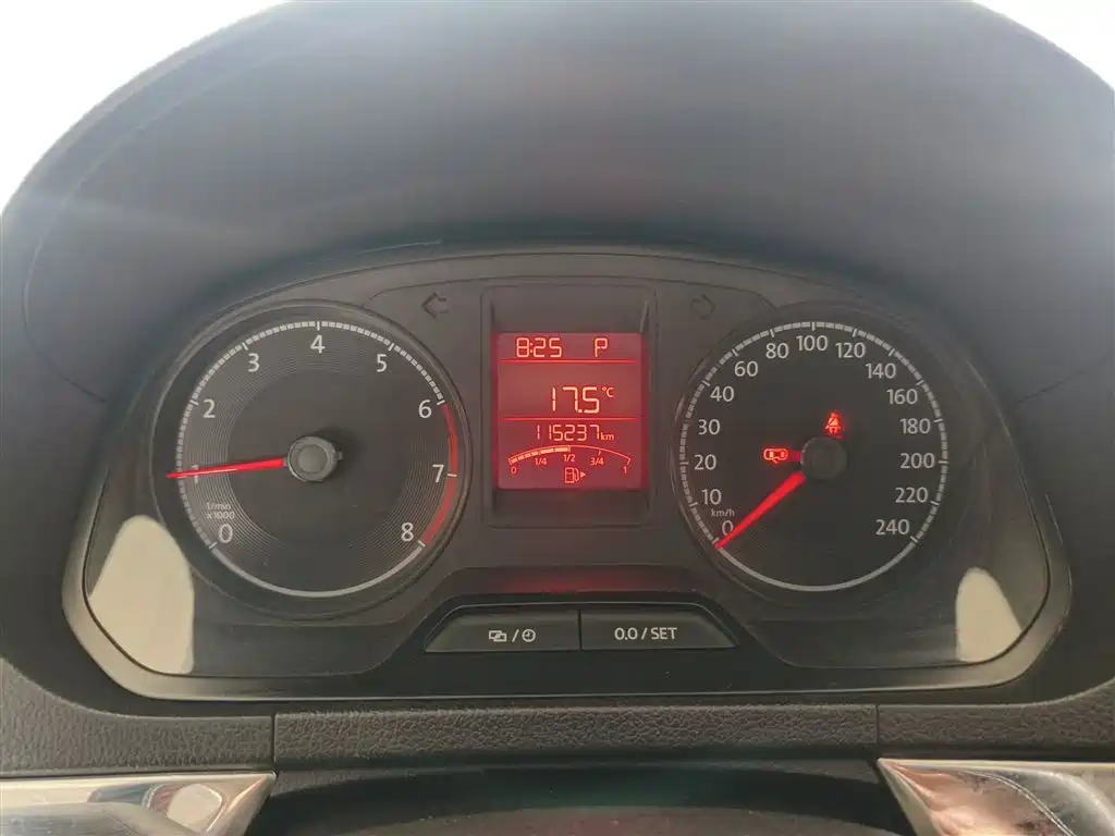 Volkswagen Jetta 2017 1.5L Automatic Fashion фото 8
