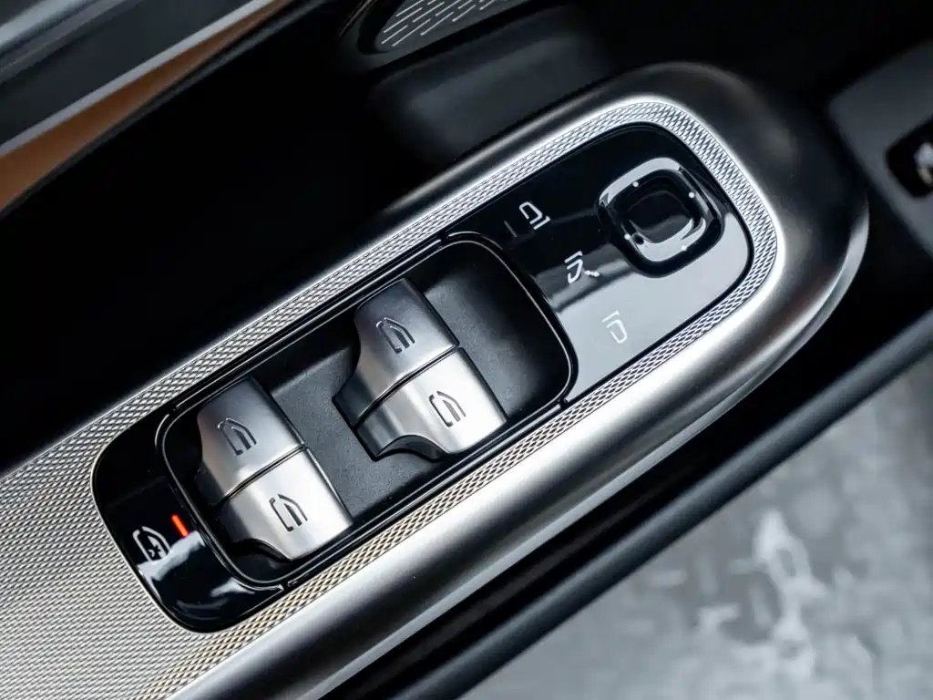 Mercedes-Benz E-Class 2026 2026 E 260 L Classic Edition