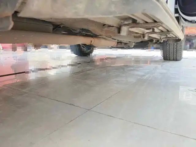 Roewe RX5 2016 30T 2WD Automatic Internet Smart Edition — фото 4