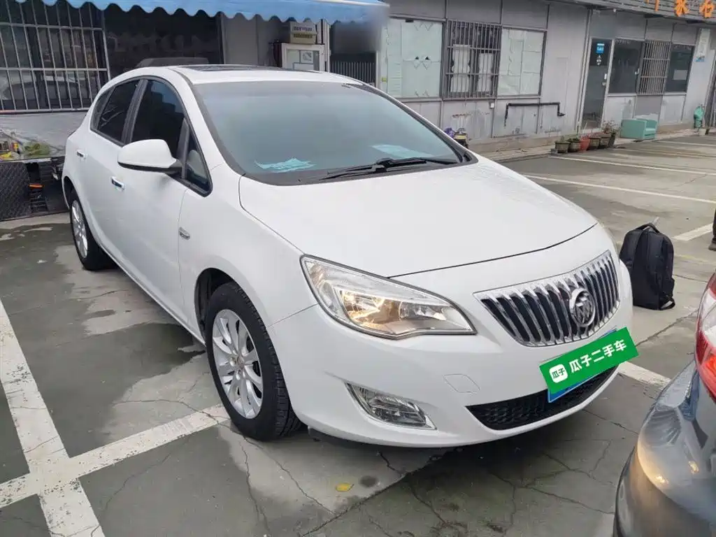 Buick Excelle 2014 XT 1.6L Automatic Fashion фото 22