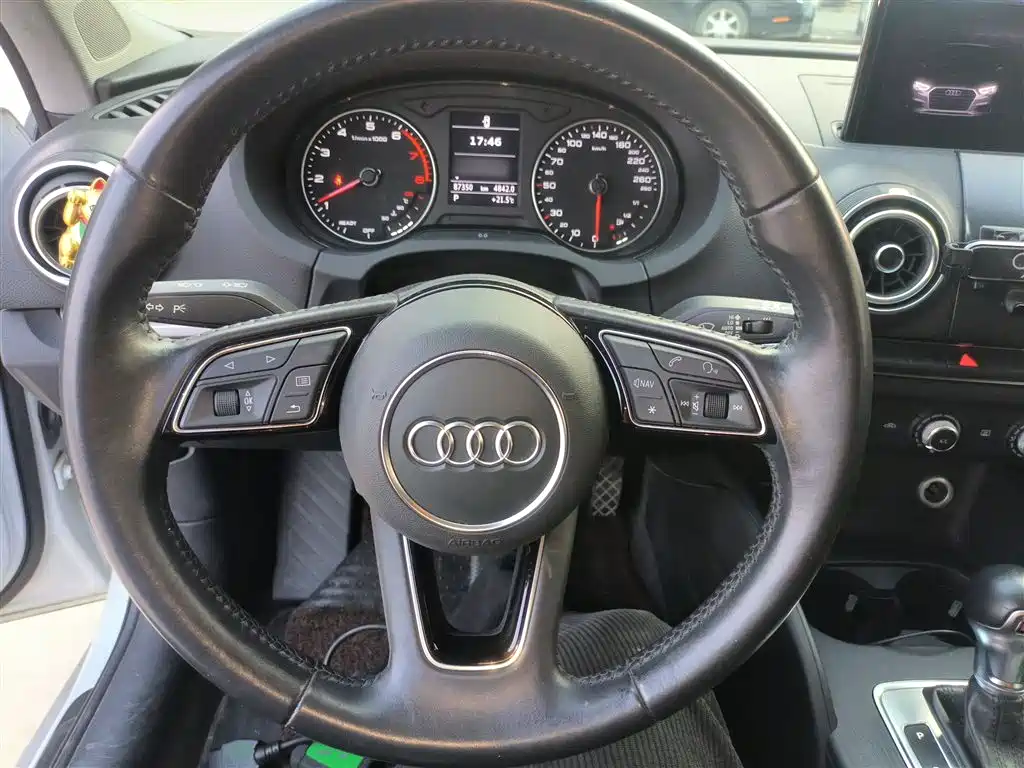 Audi A3 2018 30th Anniversary Sportback 35 TFSI Progressive фото 3