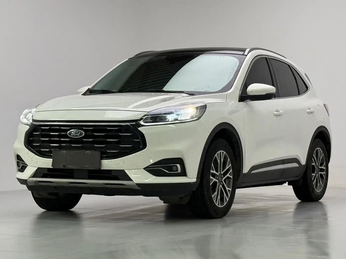 Ford Escape 2020 EcoBoost 245 2WD Premium Edition