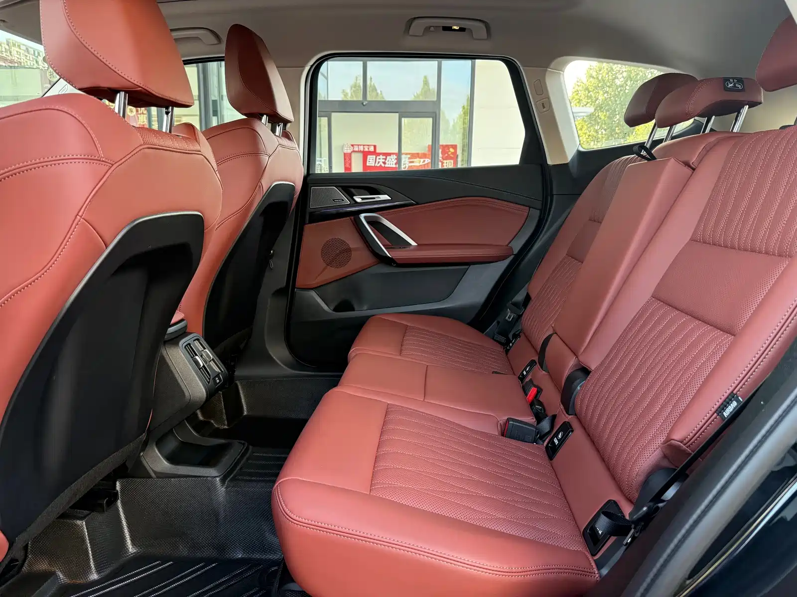 Фото 5 - BMW X1