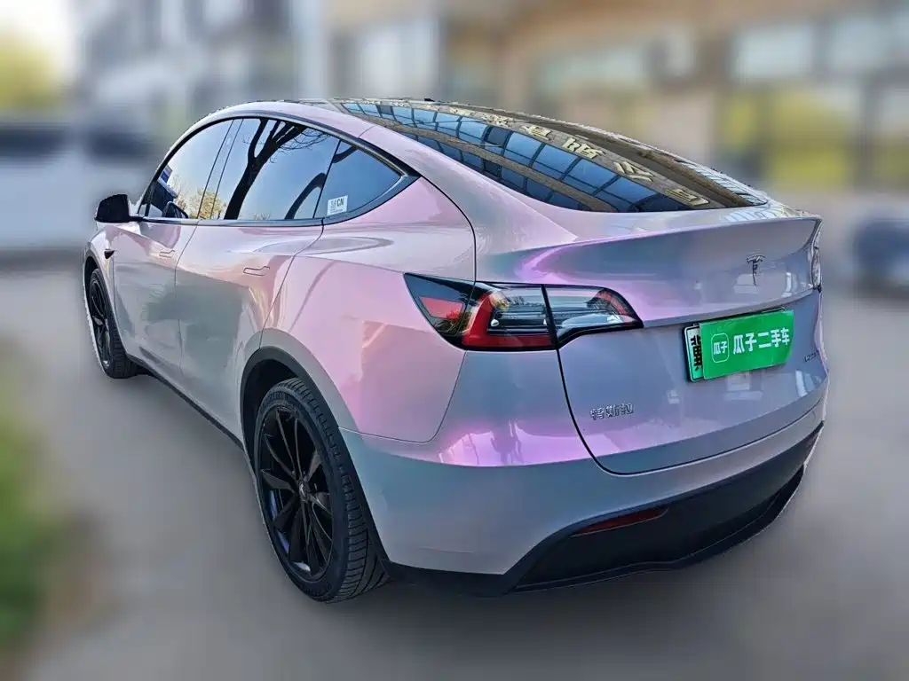Фото 25 - Tesla Model Y