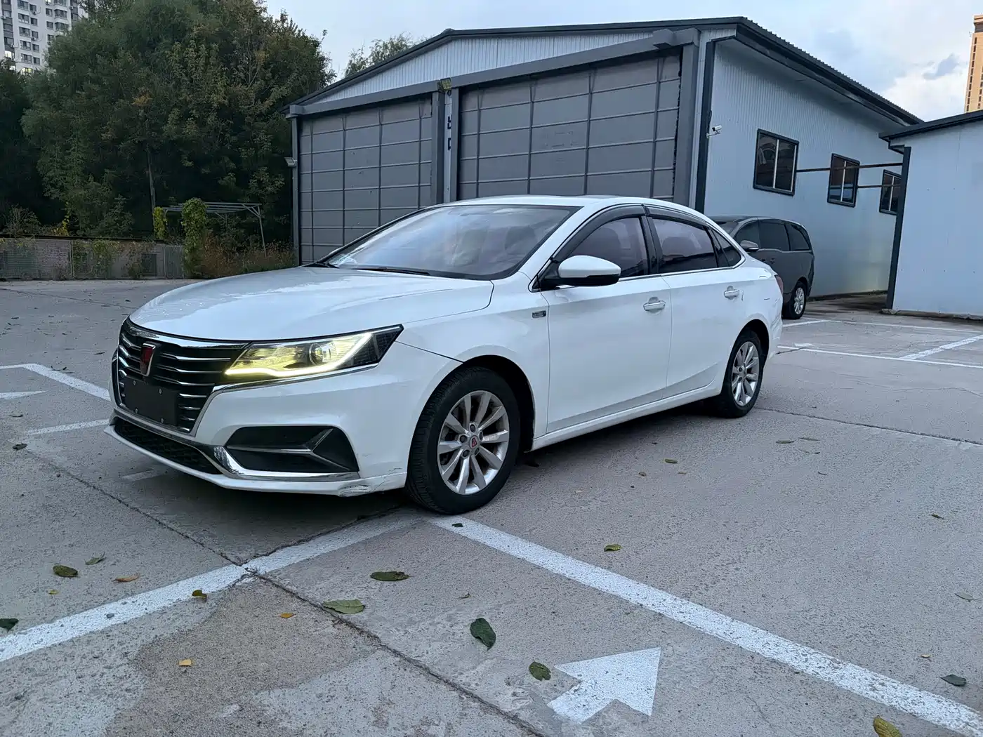 Roewe i6 New Energy 2017 — пригон из Китая