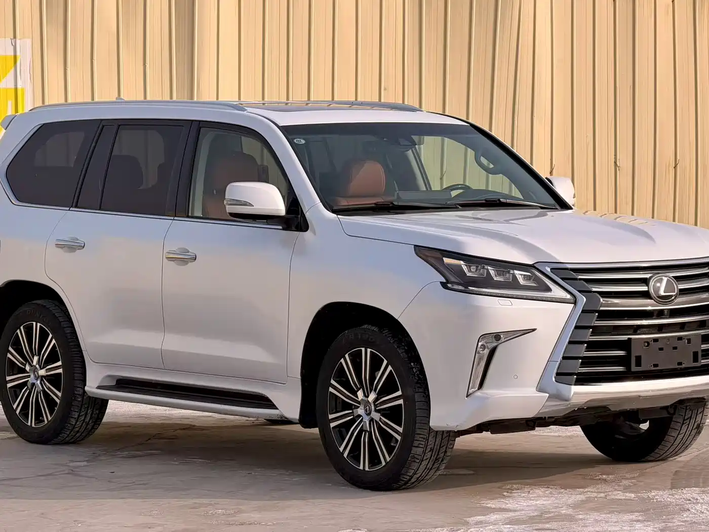 Lexus LX 2019 570 Prestige Luxury Edition фото 3
