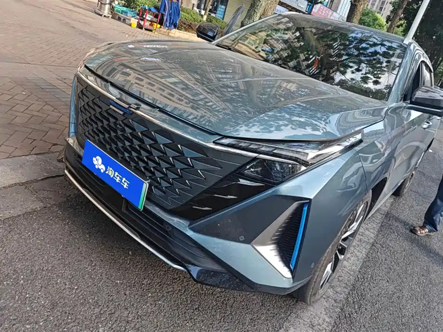 Changan Oshan Z6 EV 2022 Blue Whale iDD 150KM Flagship PLUS Smart Parking Edition