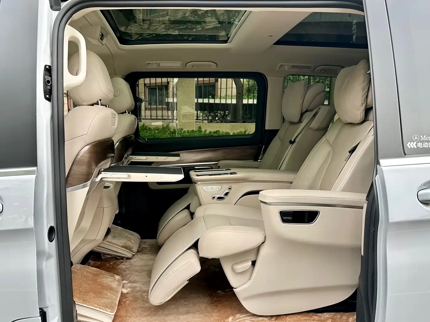 Mercedes-Benz V-Class 2021 V 260 Premium Edition фото 13