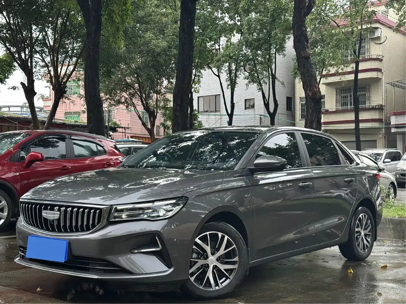 Фото 1 - Geely Emgrand