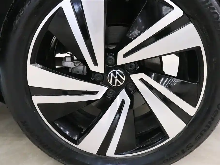 Volkswagen Talagon 2023 380TSI 4WD R-Line Touring Edition фото 20