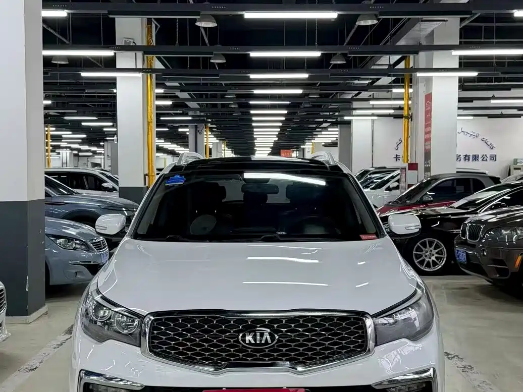 Kia KX7 2017 2.4L Automatic 2WD GLS 5-seater фото 2
