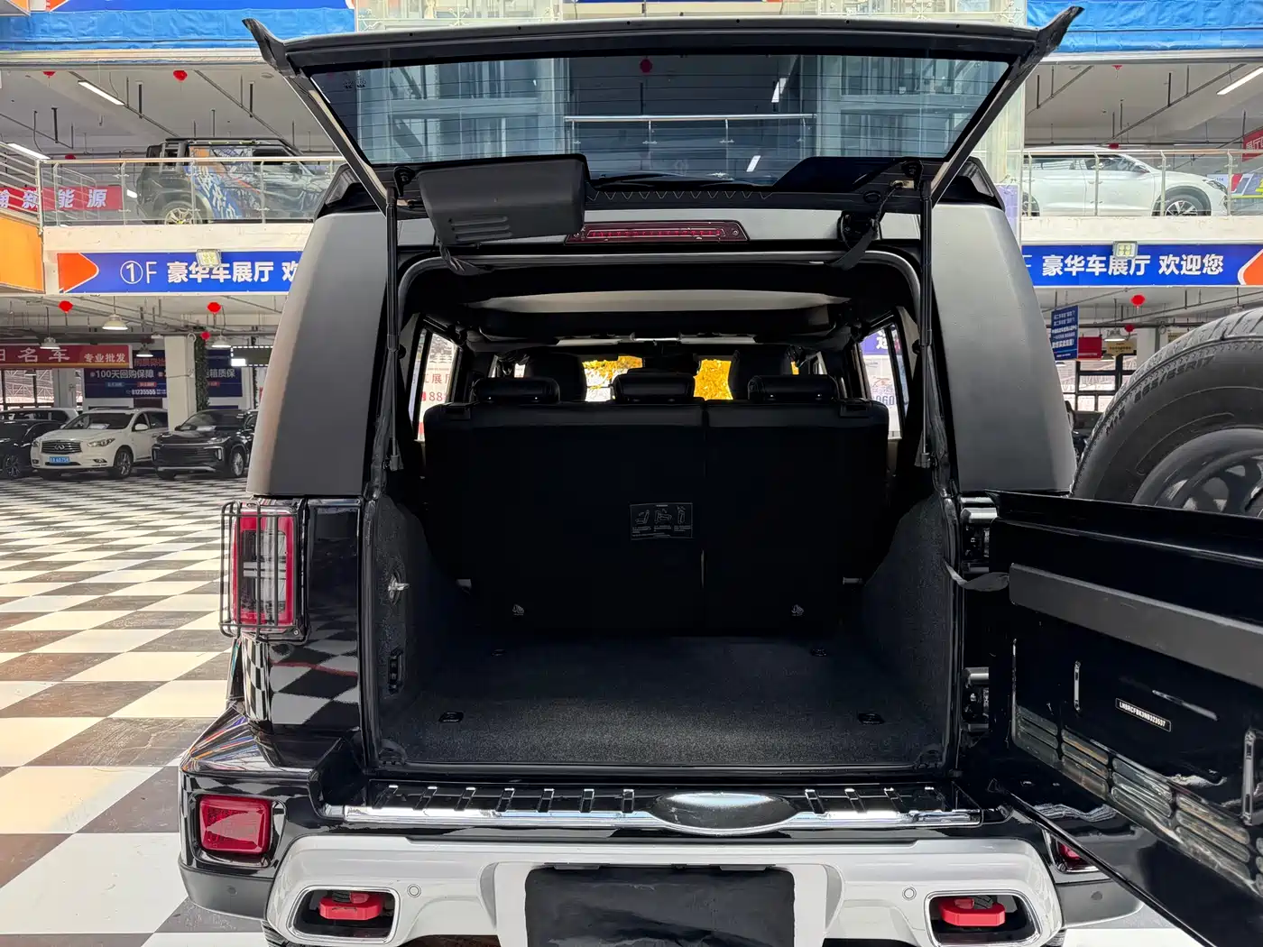 BAIC ORV Beijing Offroad BJ40 2023 2.0T Auto 4WD Urban Hunter Knight Edition фото 9