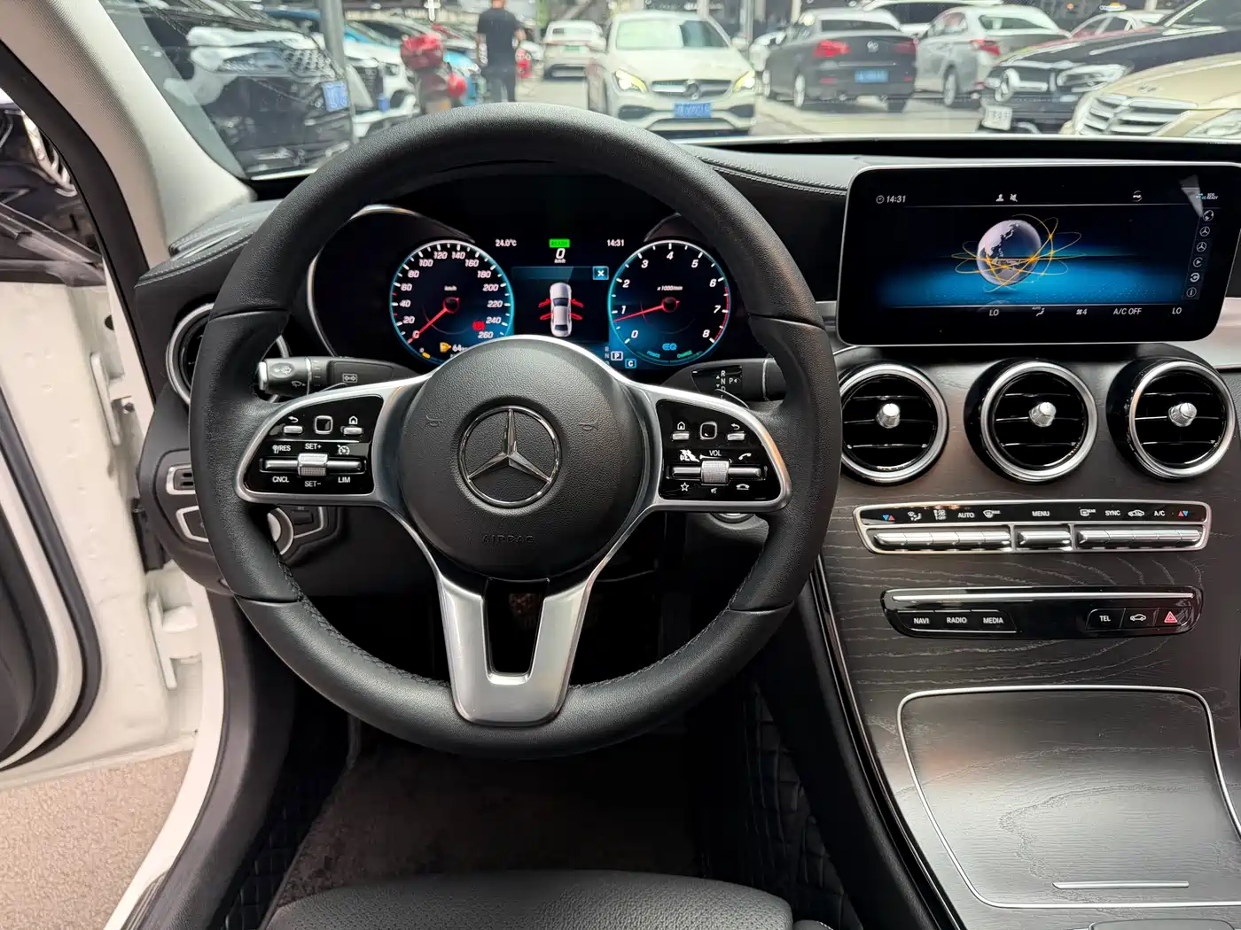 Mercedes-Benz C-Class 2019 Facelift C 260 L Sport фото 18