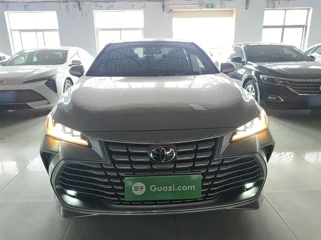Toyota Avalon 2024 Hybrid 2.0L Luxury Edition фото 3