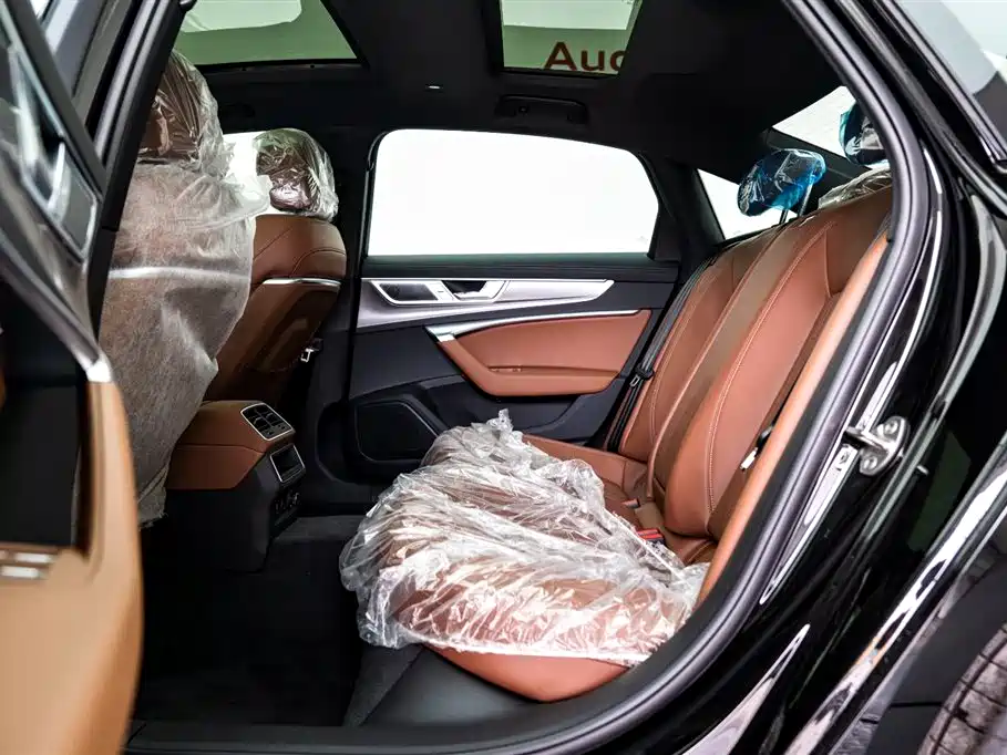 Audi A6L 2026 Model Year 40 TFSI Luxury Dynamic фото 7