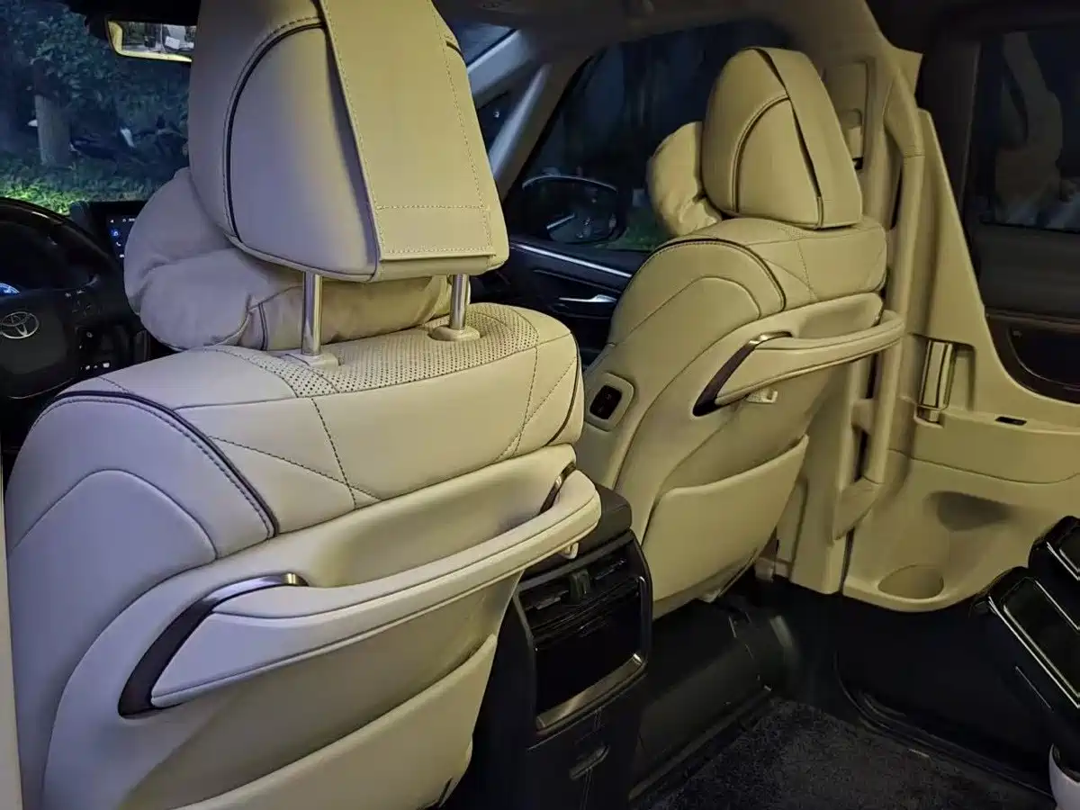 2026 Toyota Alphard