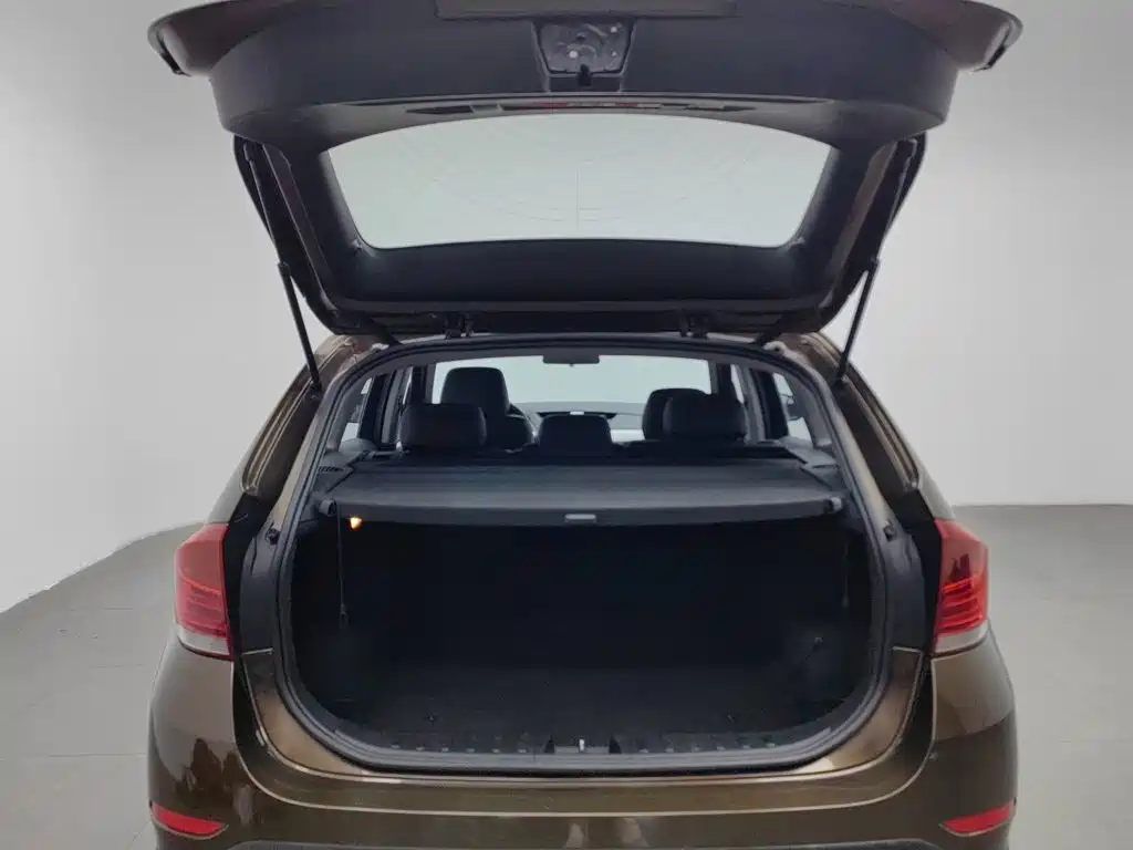 BMW X1 2013 2013 sDrive18i Fashion