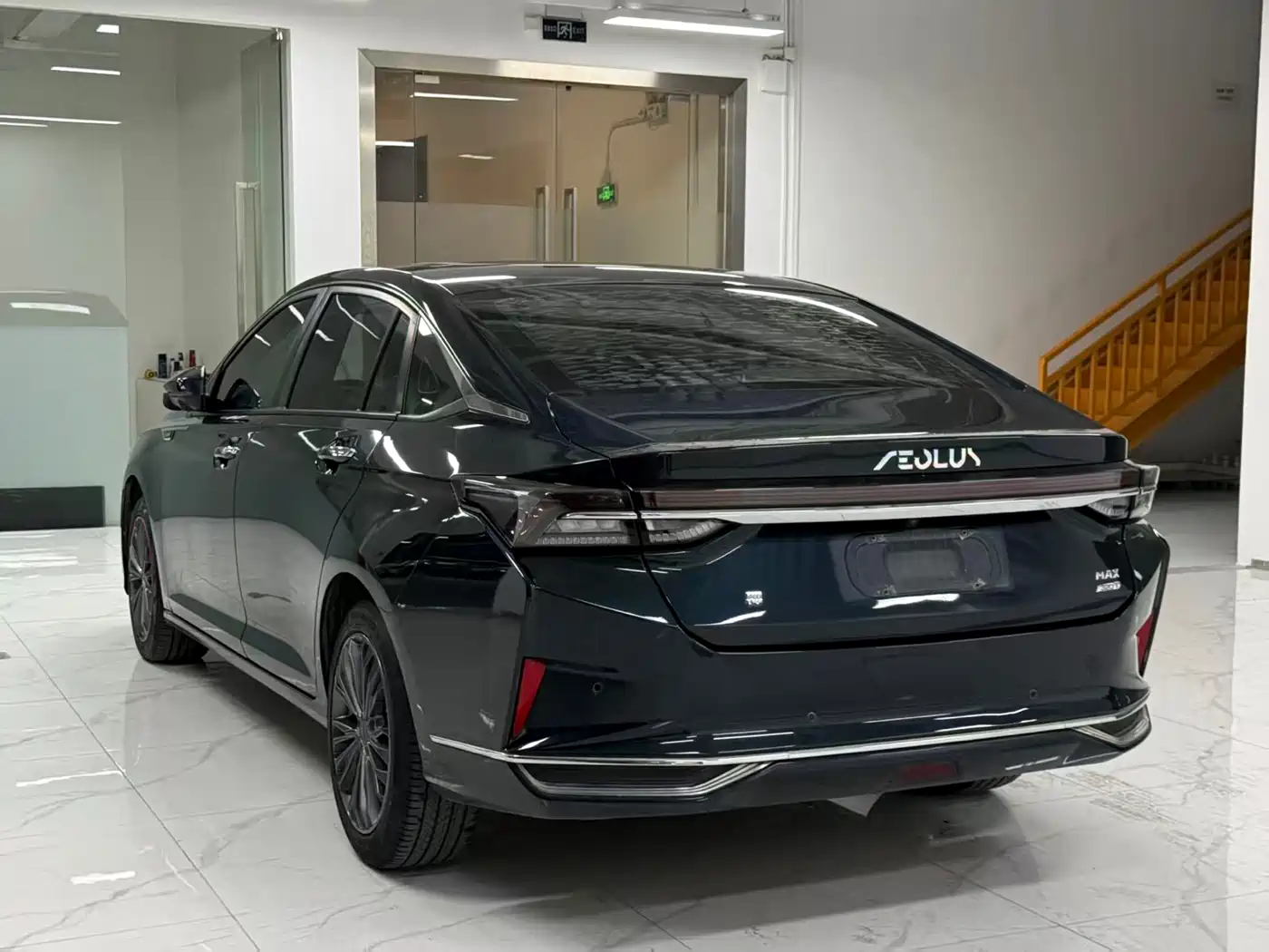 DONGFENG YI HYUN MAX