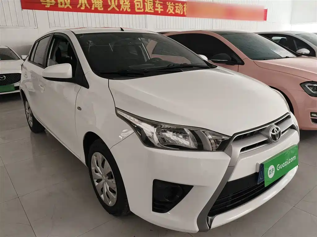 Toyota YARiS L Zhi Xuan 2015 1.5E Auto Charming Edition фото 4