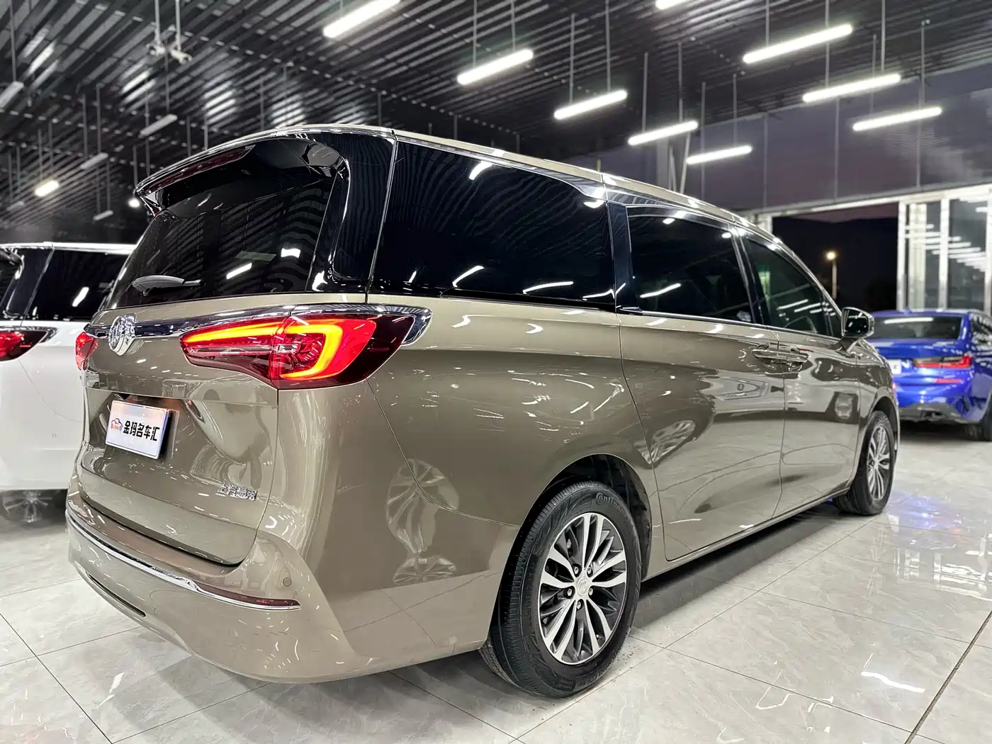 Buick GL8 2020 Model ES Landglory 653T Premium фото 14