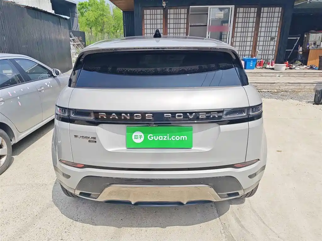 Land Rover Range Rover Evoque 2022 Range Rover Evoque L 249PS R-Dynamic Luxury Edition фото 4