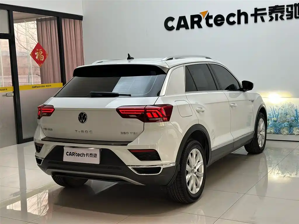 Volkswagen T-ROC 2021 Facelift 280TSI DSG 2WD Comfort Smart Connect Edition фото 8