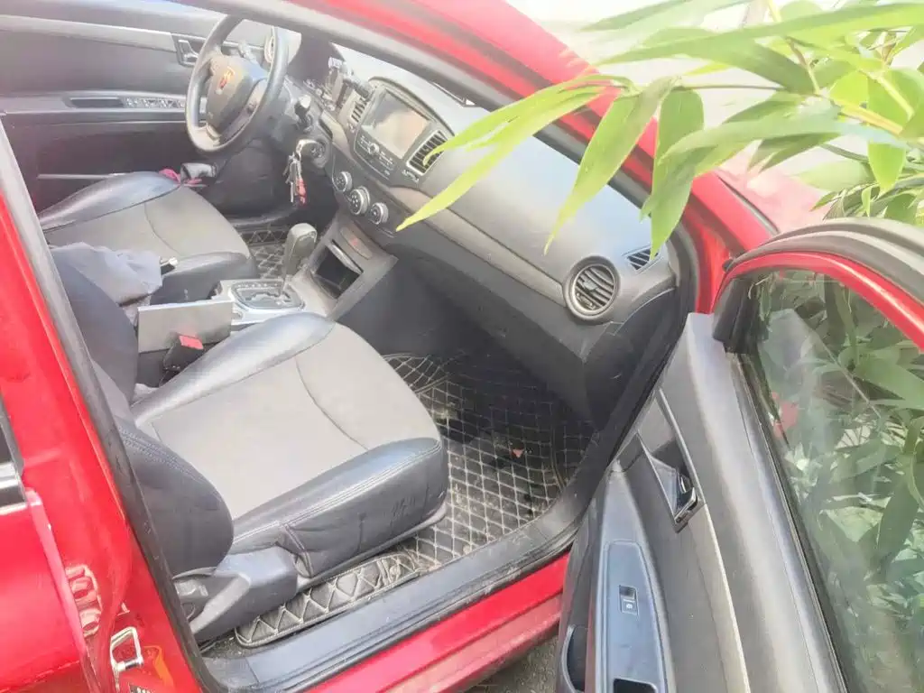 Roewe 350 2013 2013 350C 1.5L Automatic Joy Edition