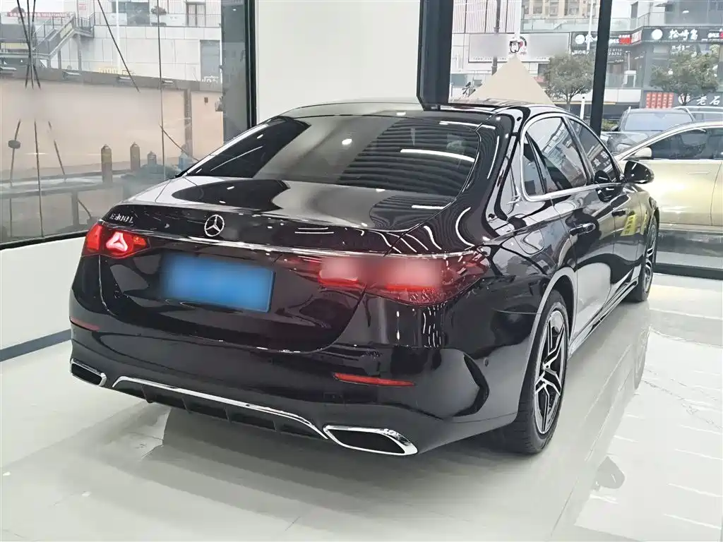 Mercedes-Benz E-Class 2024 Model E 300 L Luxury Sport фото 5