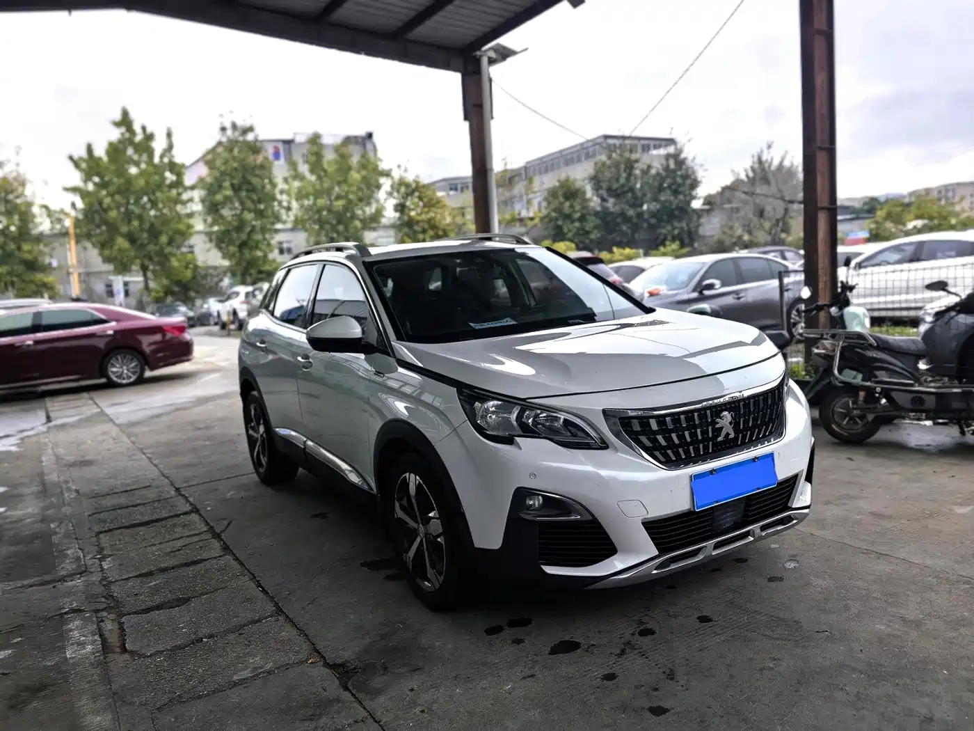 PEUGEOT 4008