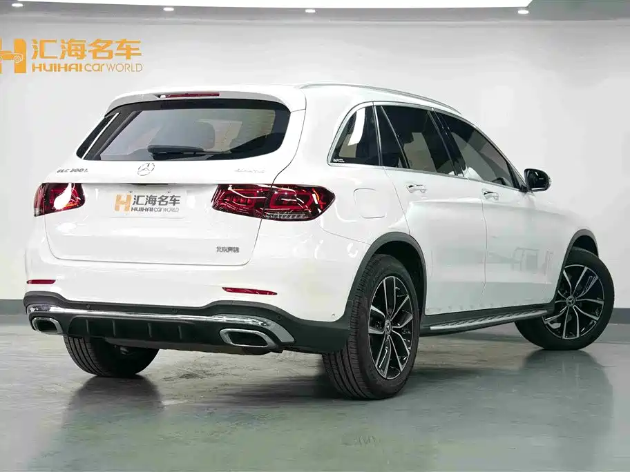 MERCEDES-BENZ GLC