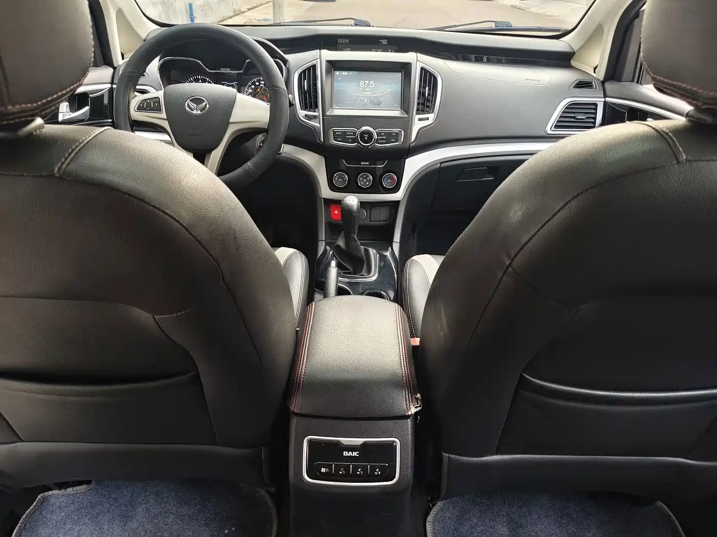 BAIC Huansu H3 2016 2015 1.5L Manual Luxury