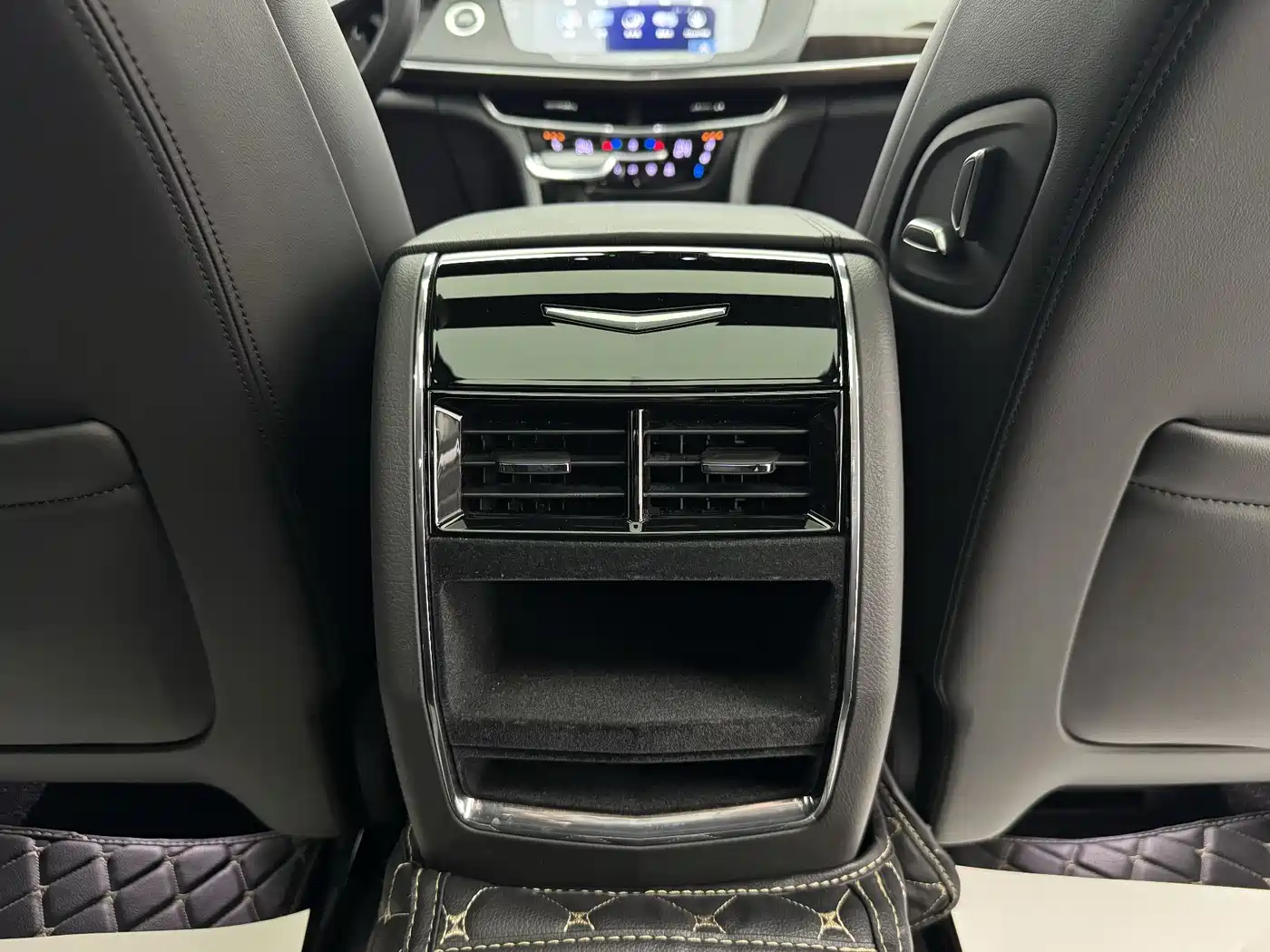 Cadillac CT6 2017 28T Luxury фото 9