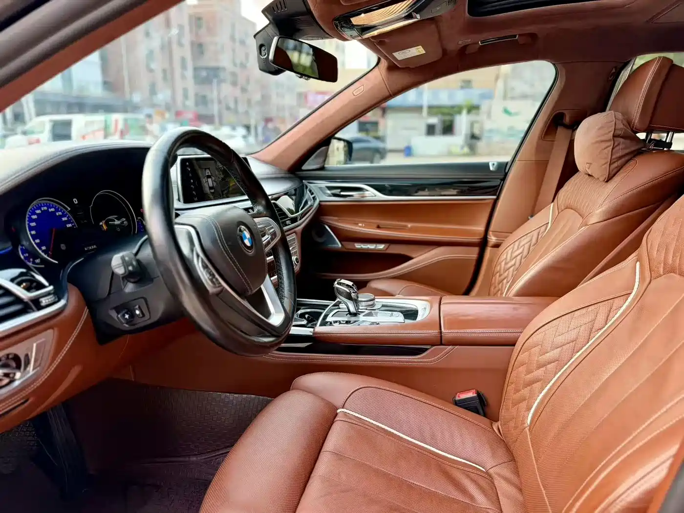 BMW 7 Series 2018 740Li xDrive Premium Type M Sport Package фото 5