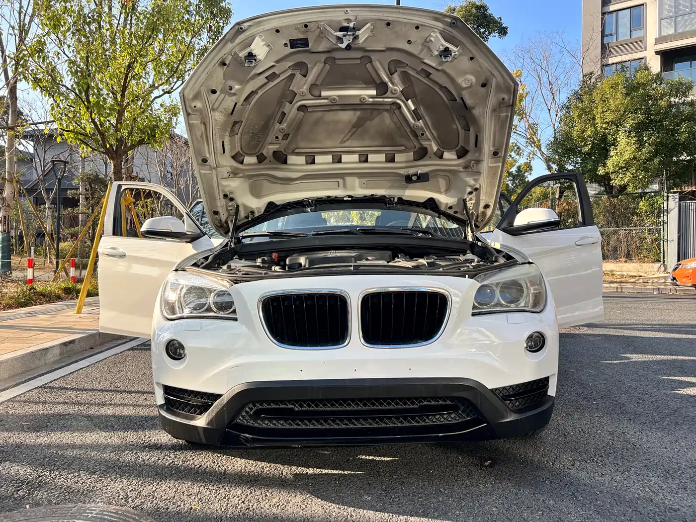 BMW X1 2013 sDrive20i Sport Design Package фото 26
