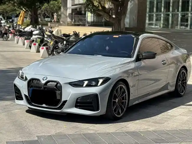 BMW 4 430i, M Чёрный спорт-пакет