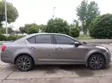 Фото 4 - Škoda Octavia