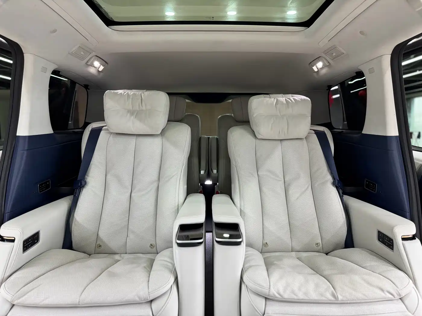 Buick Century 2025 2025 2.0T 6-Seater World Edition