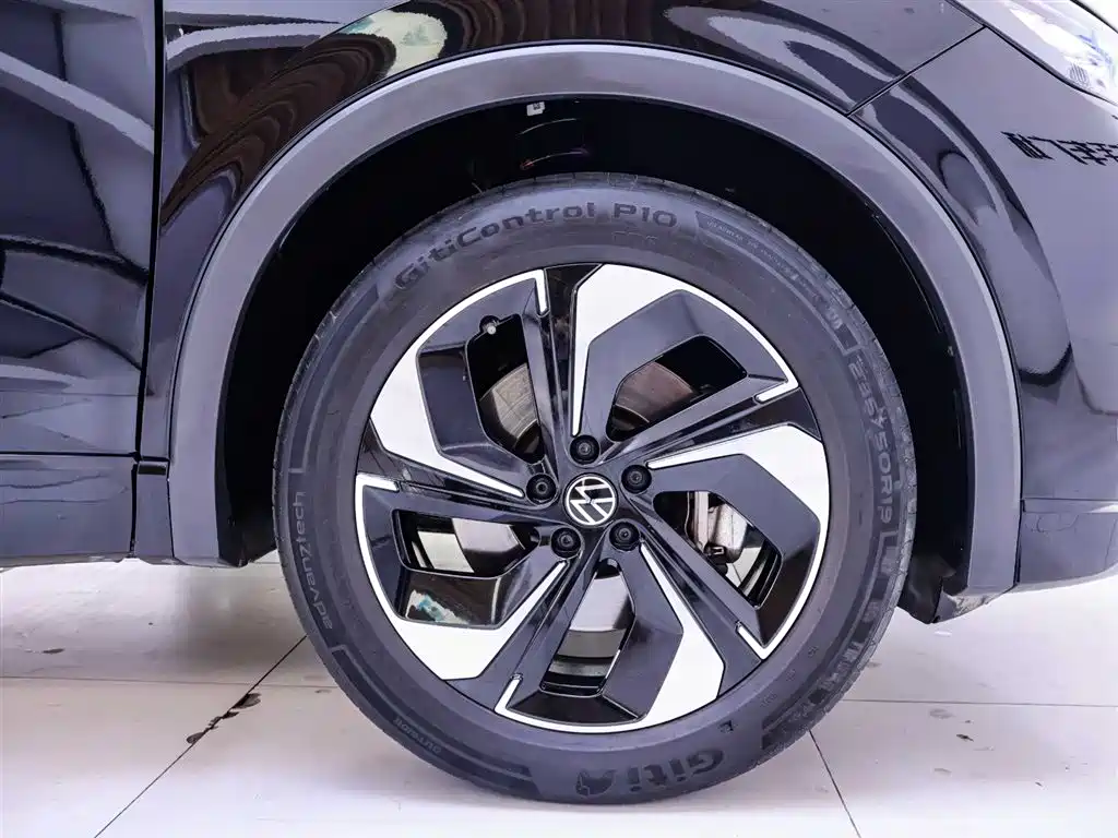 Volkswagen Tiguan L 2024 PRO 330TSI 2WD Intelligent Leader Edition фото 6