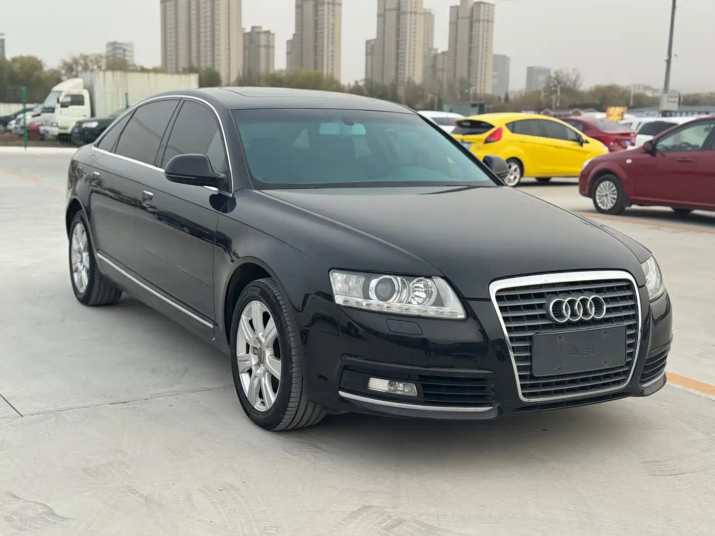 Audi A6L 2011 2.8 FSI Luxury