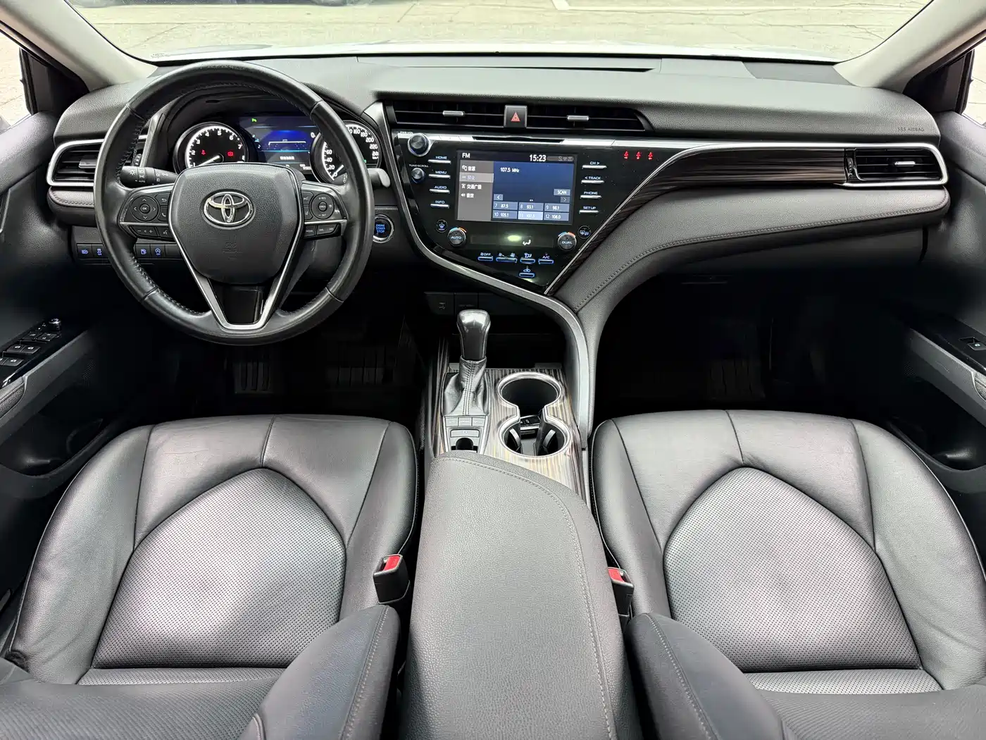 Toyota Camry 2019 2.5G Luxury Edition China VI фото 8