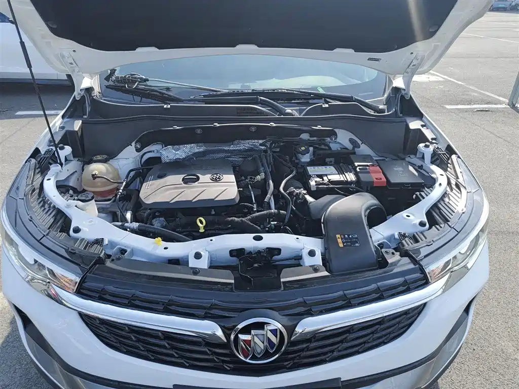 BUICK ANGKOLA