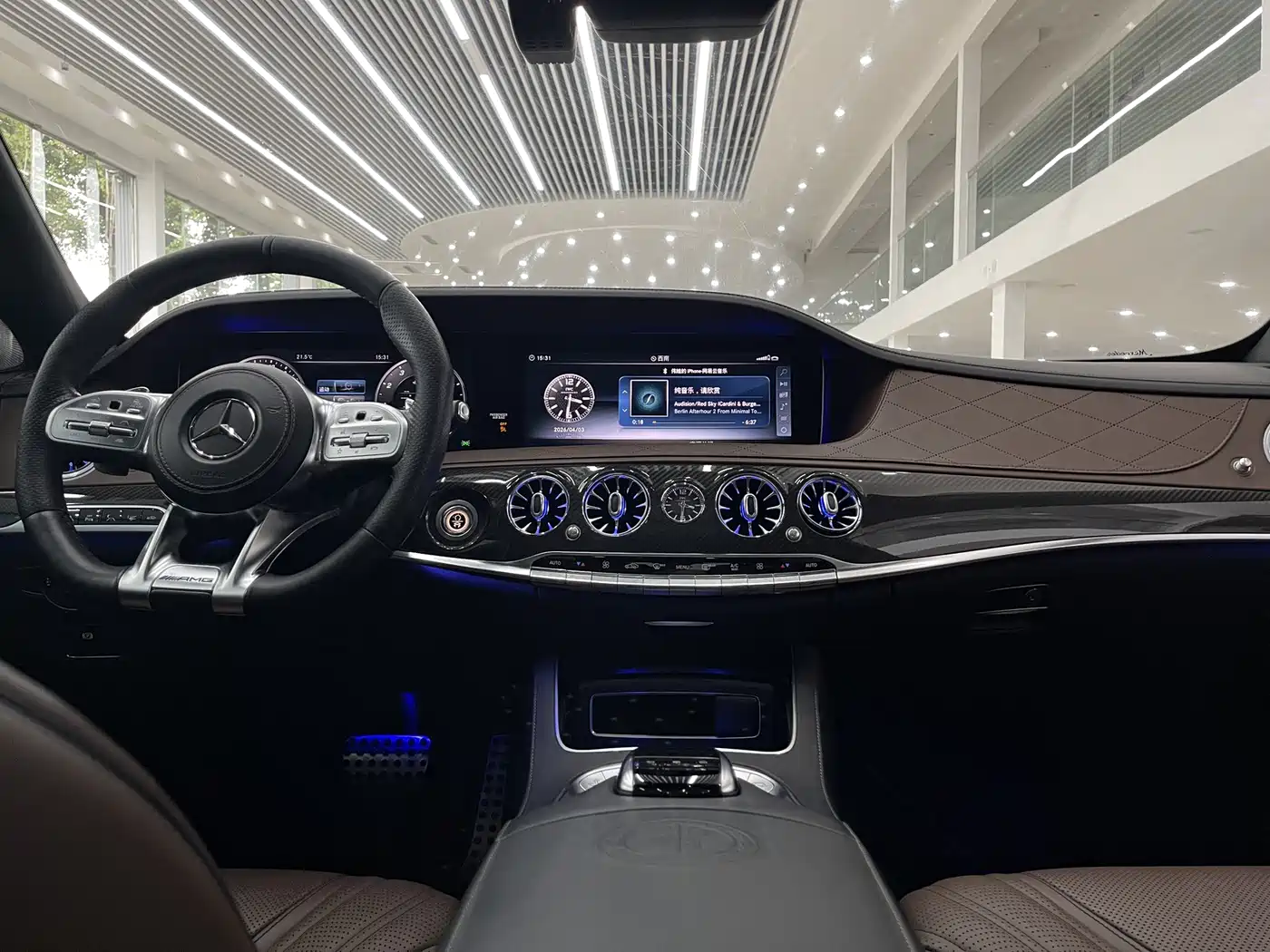Mercedes-Benz S-Class AMG 2018 AMG S 63 L 4MATIC+ фото 23